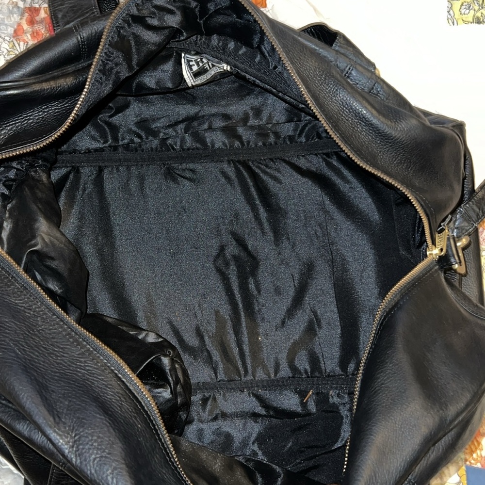 Vintage Frye black leather duffle bag - Picture 10 of 12
